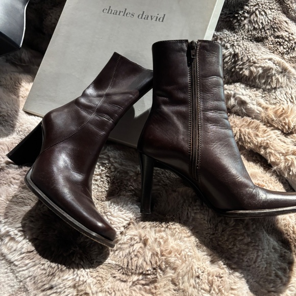 Charles David - Picture 4 of 6